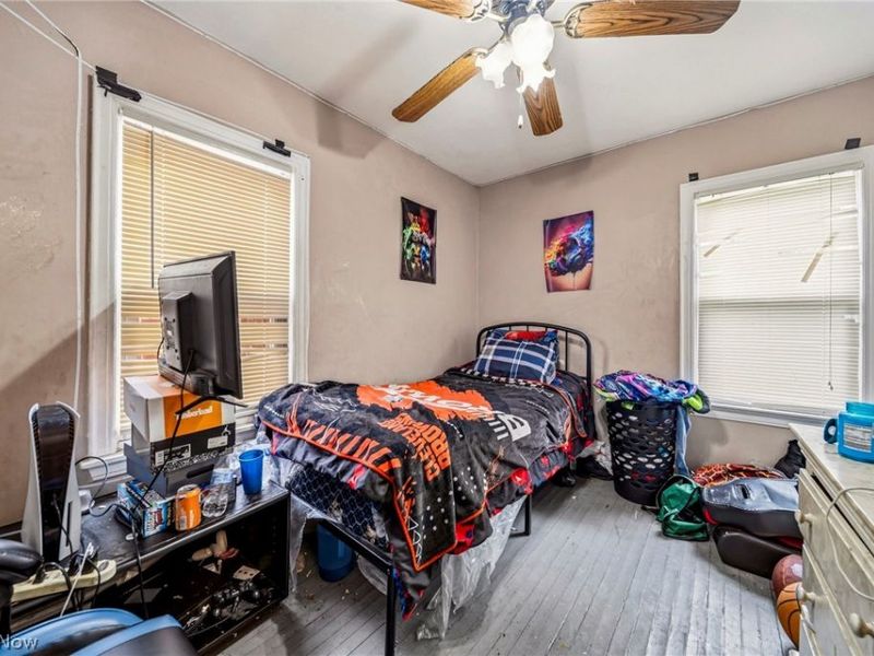 955 Nye Road, Cleveland, OH 44110 Photo 13