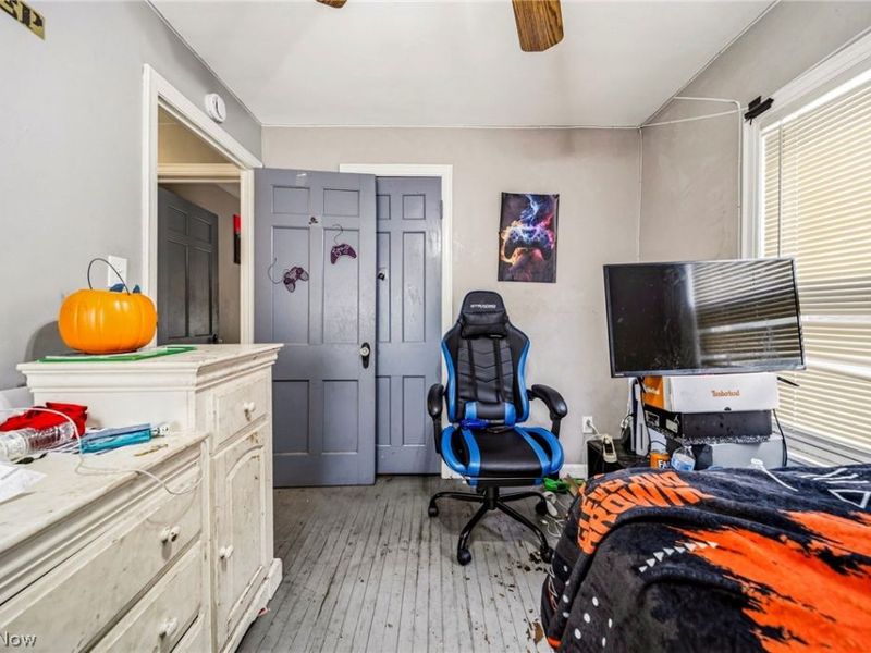 955 Nye Road, Cleveland, OH 44110 Photo 14