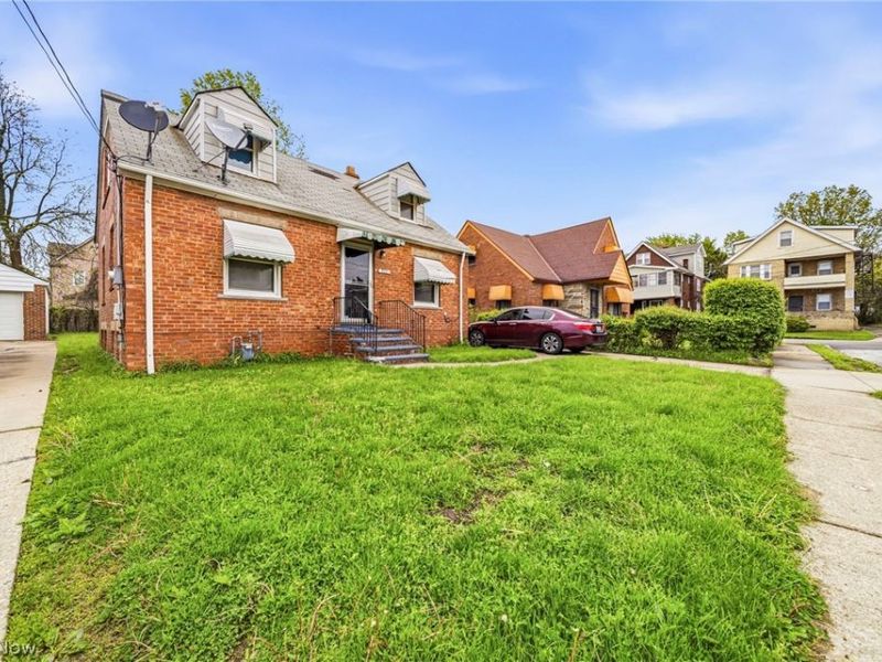 955 Nye Road, Cleveland, OH 44110 Photo 2