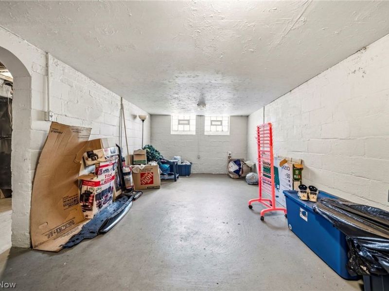 955 Nye Road, Cleveland, OH 44110 Photo 20