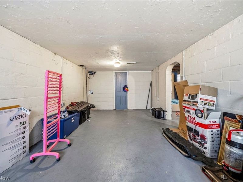 955 Nye Road, Cleveland, OH 44110 Photo 21