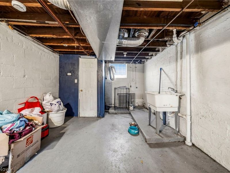 955 Nye Road, Cleveland, OH 44110 Photo 24