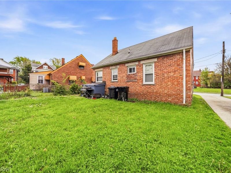 955 Nye Road, Cleveland, OH 44110 Photo 29