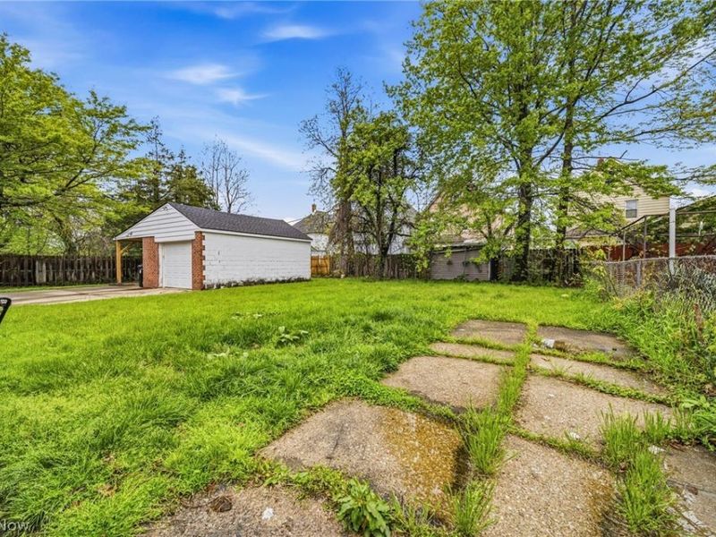 955 Nye Road, Cleveland, OH 44110 Photo 4