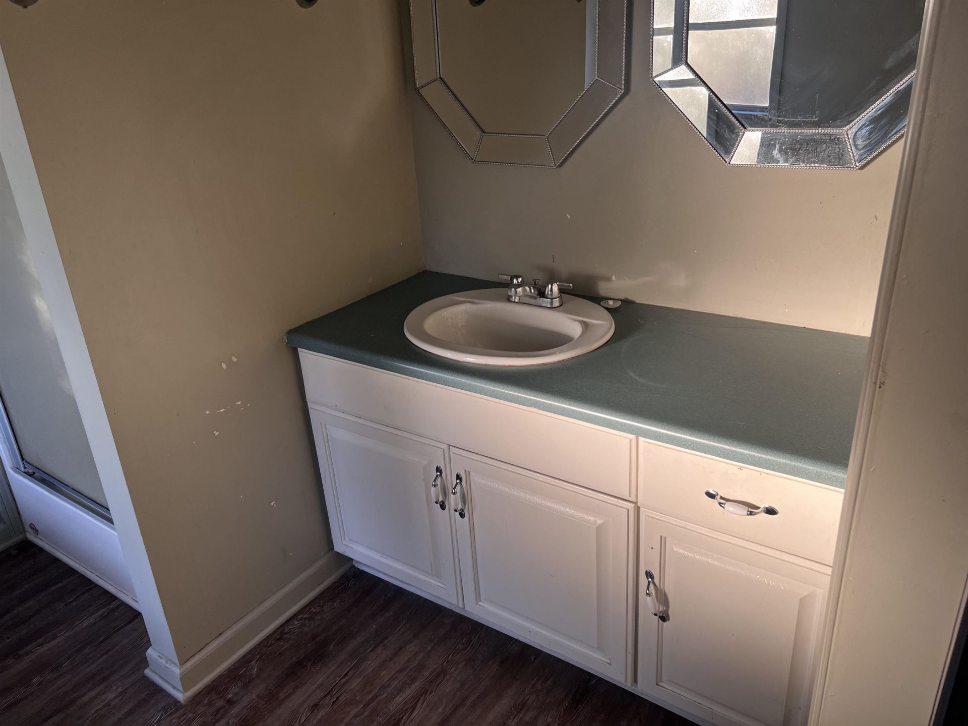 1336 Jones Rd.  Photo 8