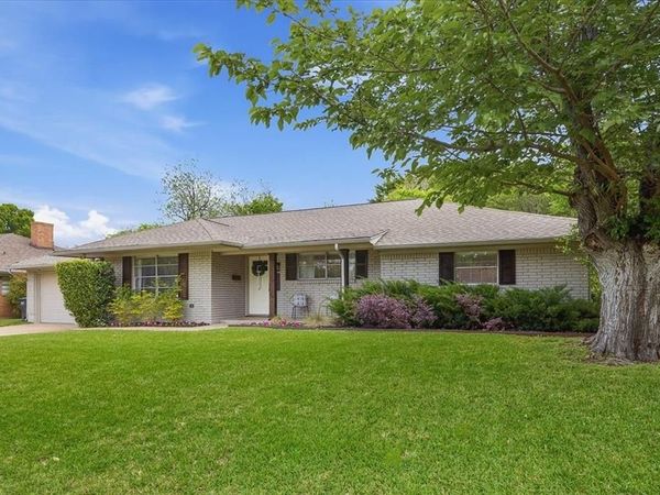 4405 Westlake Drive, Fort Worth, TX 76109