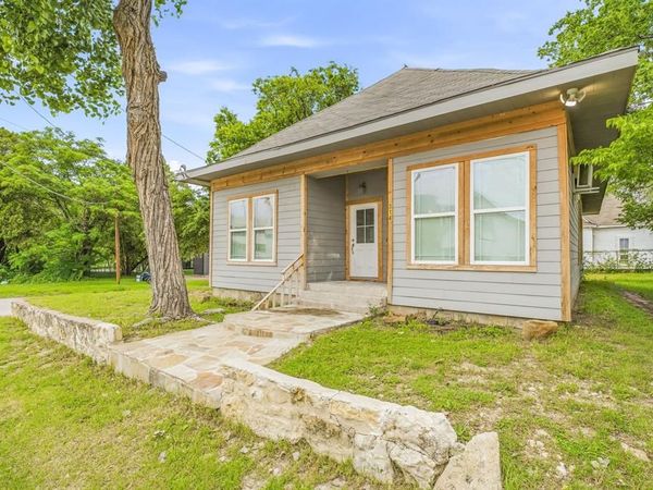 314 N Harding Street, Fort Worth, TX 76102