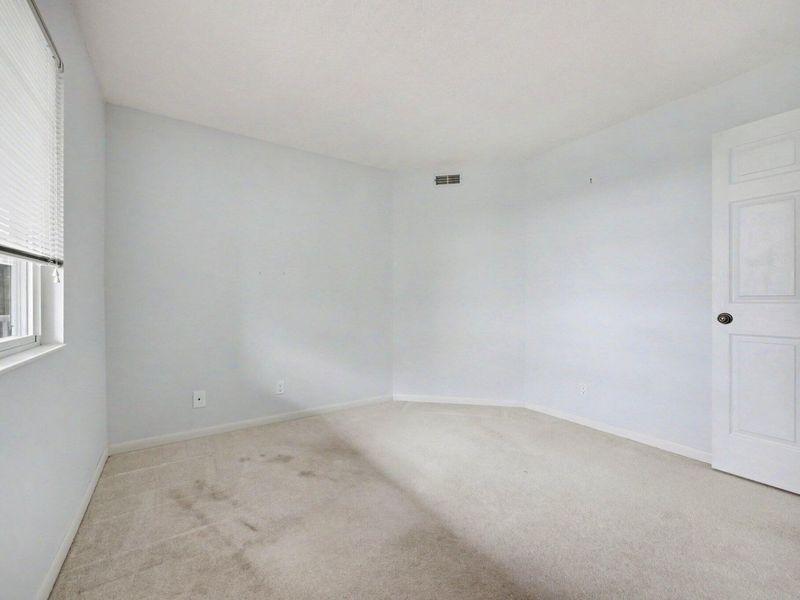 303 Spyglass Court, Unit 304, Wilder, KY 41076 Photo 10