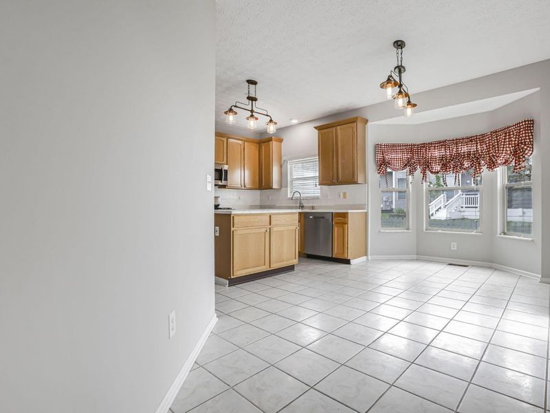 676 Theron Court , Pickerington, OH 43147 Photo 23