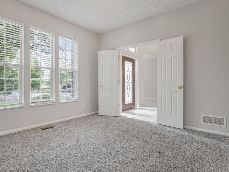 676 Theron Court , Pickerington, OH 43147 Photo 27