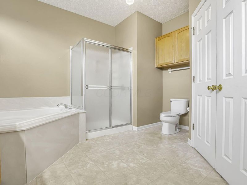 676 Theron Court , Pickerington, OH 43147 Photo 39
