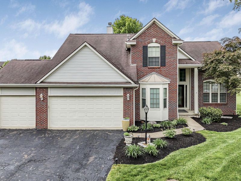 676 Theron Court , Pickerington, OH 43147 Photo 4