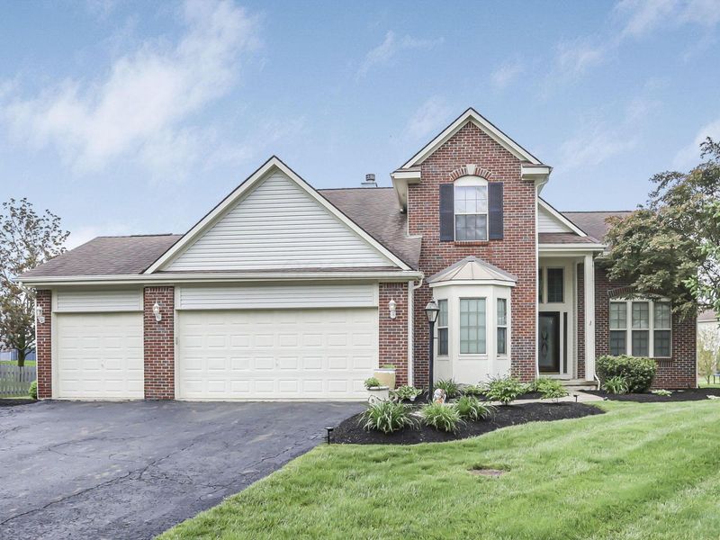 676 Theron Court , Pickerington, OH 43147 Photo 5