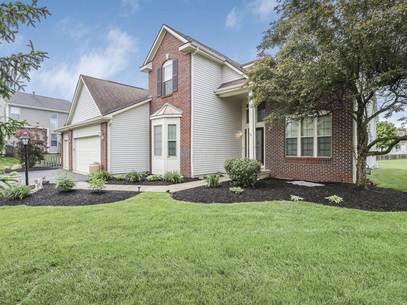 676 Theron Court , Pickerington, OH 43147 Photo 8