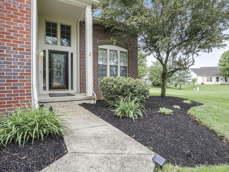676 Theron Court , Pickerington, OH 43147 Photo 9