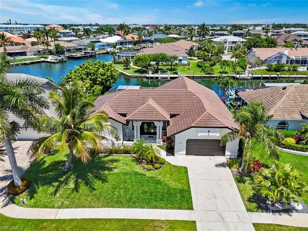 1084 Whiteheart CT , MARCO ISLAND, FL 34145