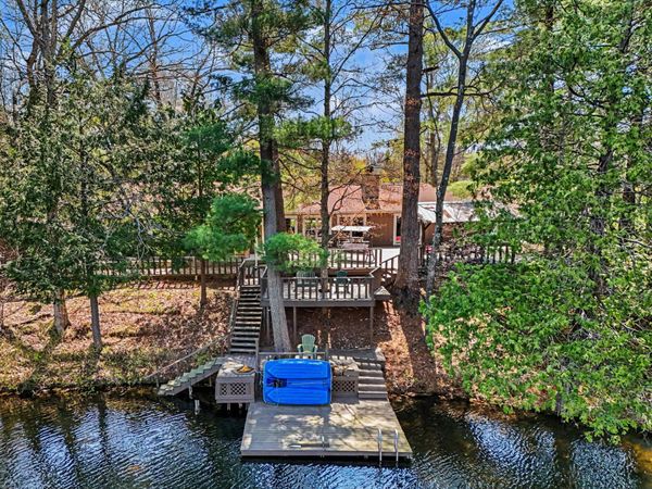 602, 606 W Fruitvale Road, Montague, MI 49437