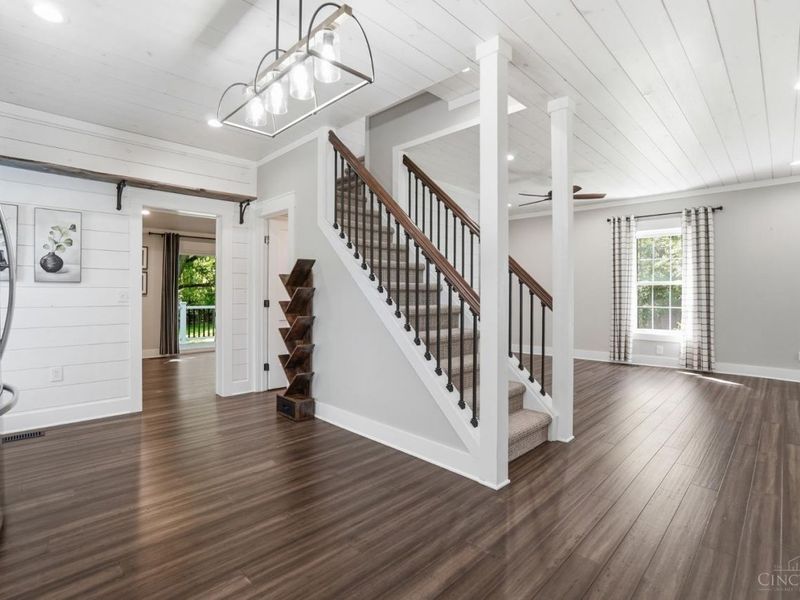 6275 Roundhead, New Vienna, OH 45159 Photo 19