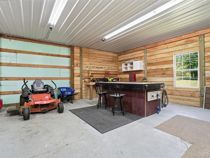 6275 Roundhead, New Vienna, OH 45159 Photo 44