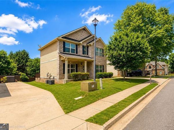 14 Madrid Avenue, Newnan, GA 30263