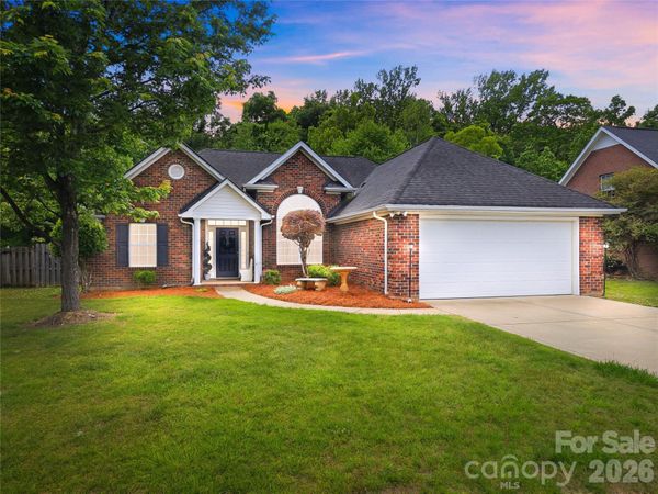 12626 Hill Pine Road , Midland, NC 28107