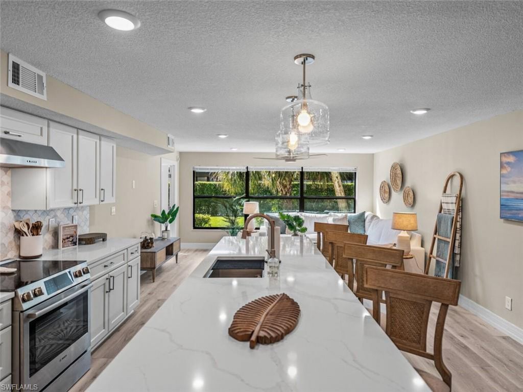 4082 Belair Ln , Unit 11, Naples, FL 34103 Photo