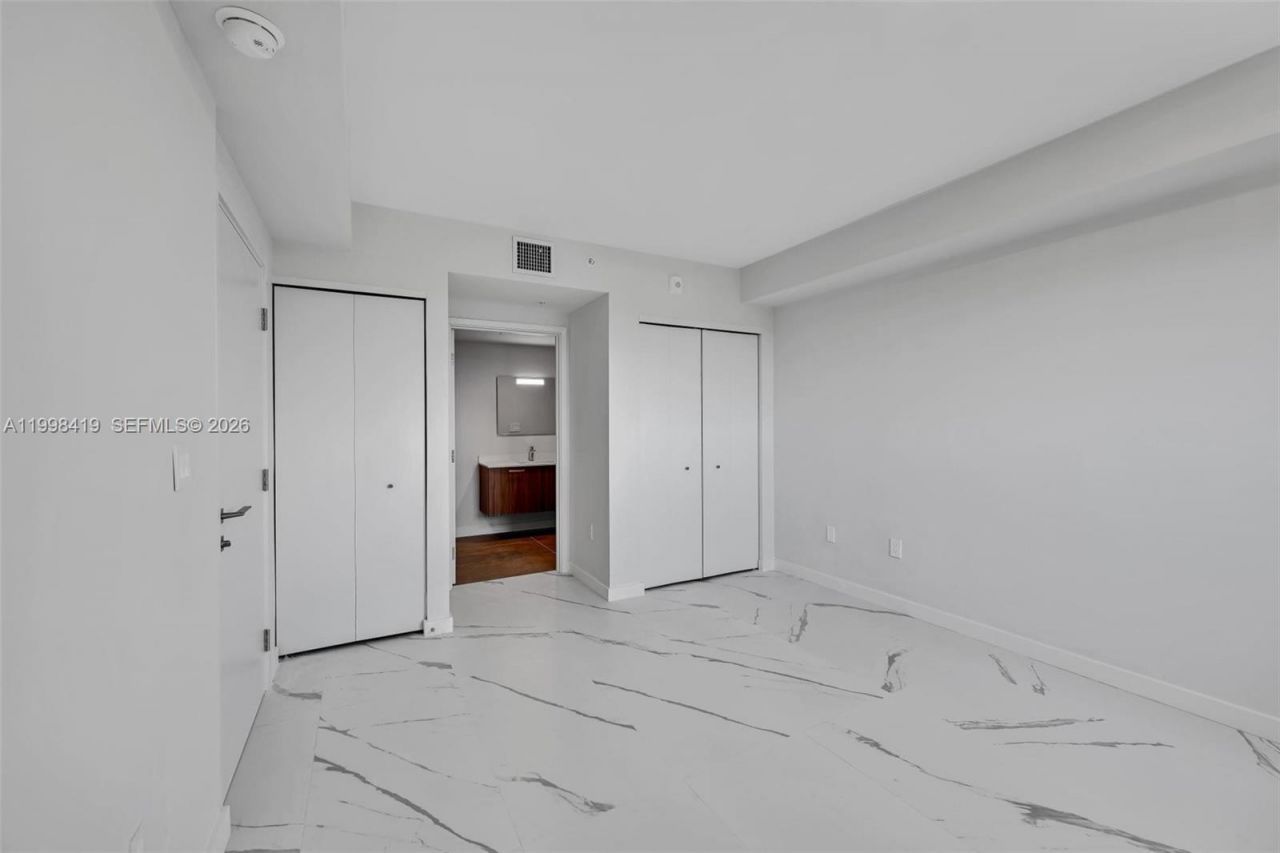840 NE 130th Street , Unit 601, North Miami, FL 33161 Photo