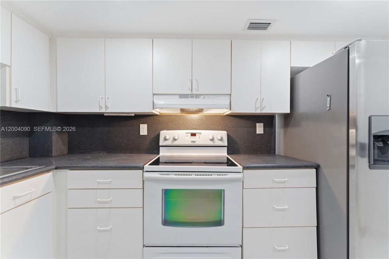 10852 N Kendall Dr , Unit 312, Miami, FL 33176 Photo
