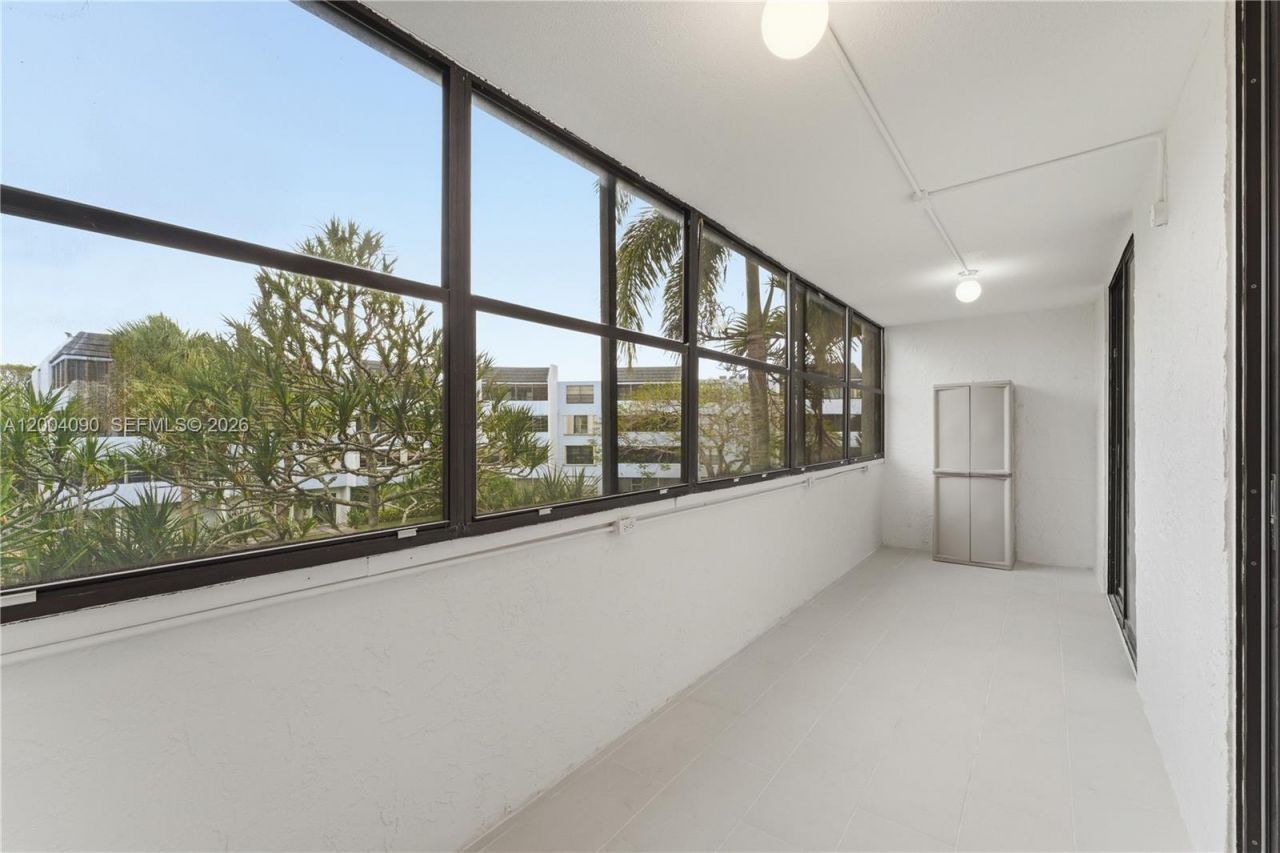 10852 N Kendall Dr , Unit 312, Miami, FL 33176 Photo