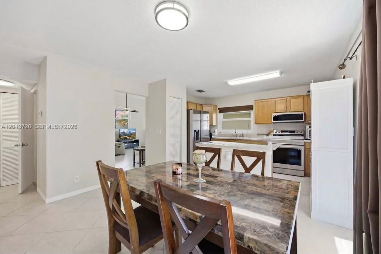 6001 NW 43rd Ter, Coconut Creek, FL 33073 Photo