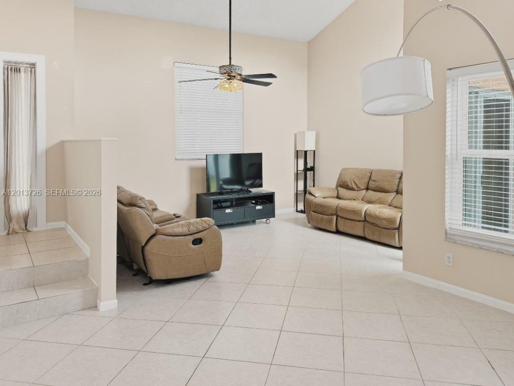 6001 NW 43rd Ter, Coconut Creek, FL 33073 Photo