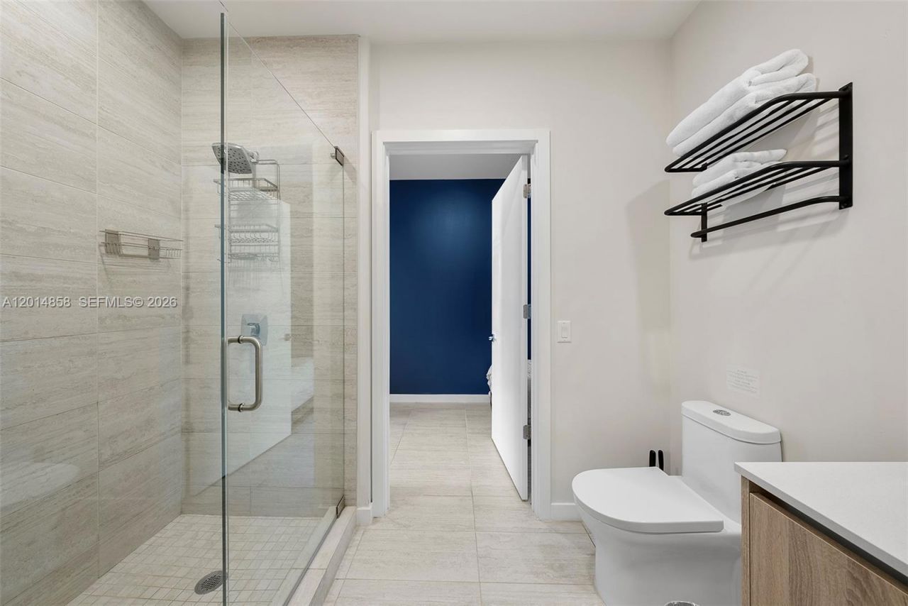 3900 Biscayne Blvd, Unit PH1220, Miami, FL 33137 Photo