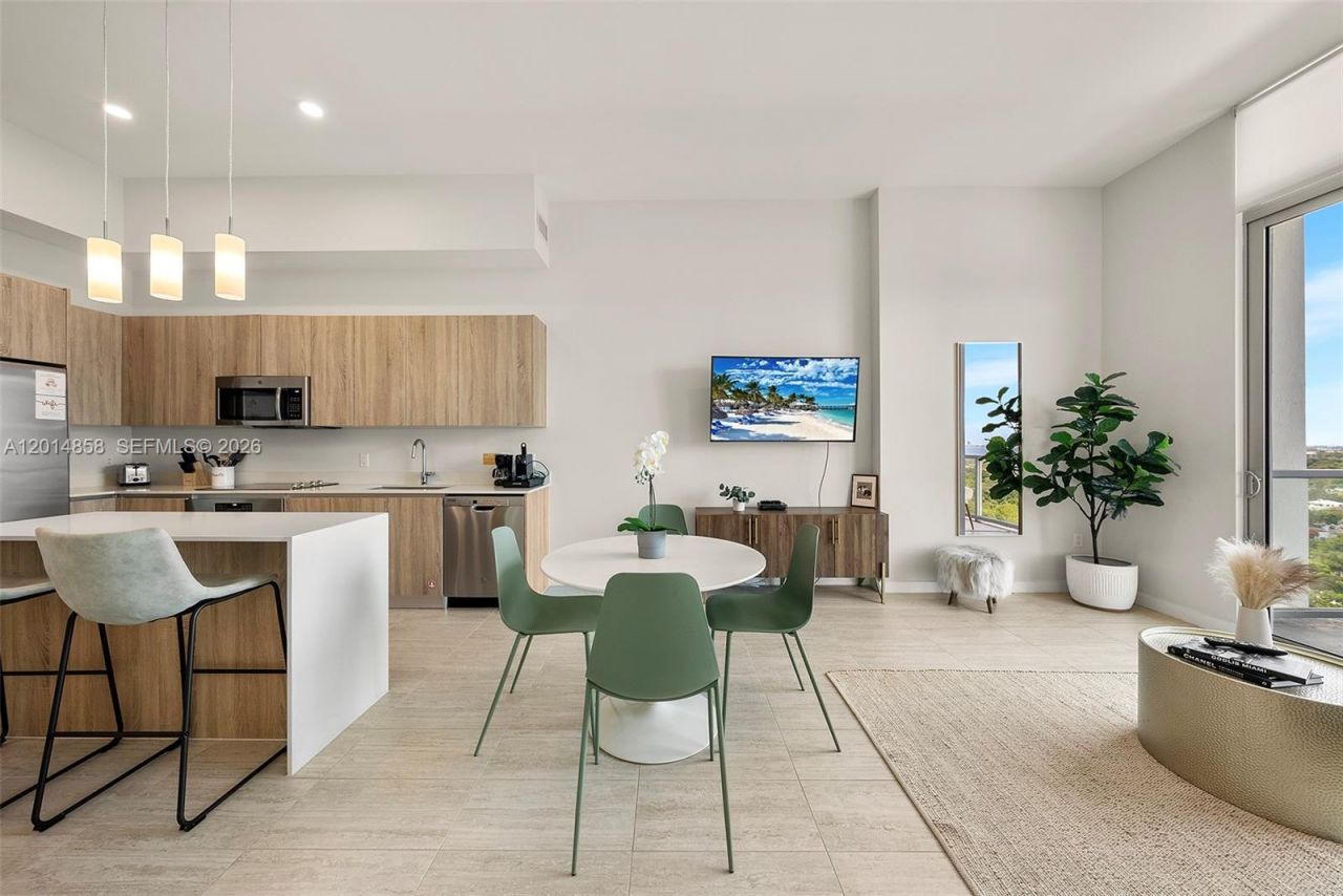 3900 Biscayne Blvd, Unit PH1220, Miami, FL 33137 Photo