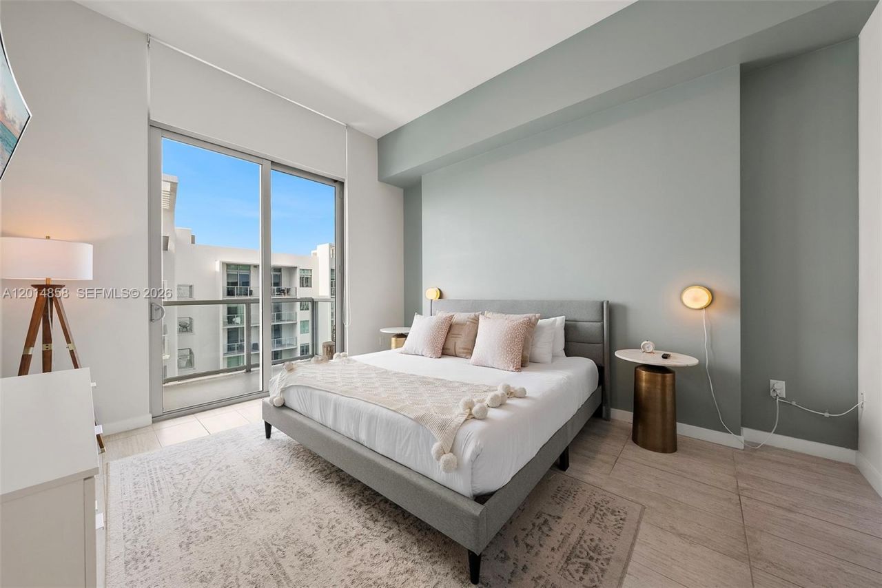 3900 Biscayne Blvd, Unit PH1220, Miami, FL 33137 Photo