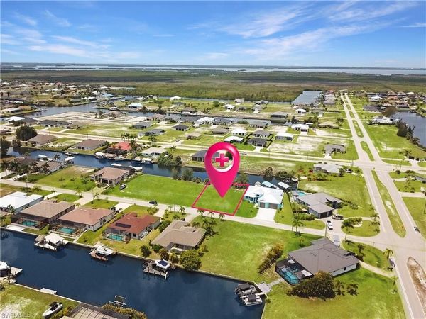 1514 NW 39th AVE , CAPE CORAL, FL 33993