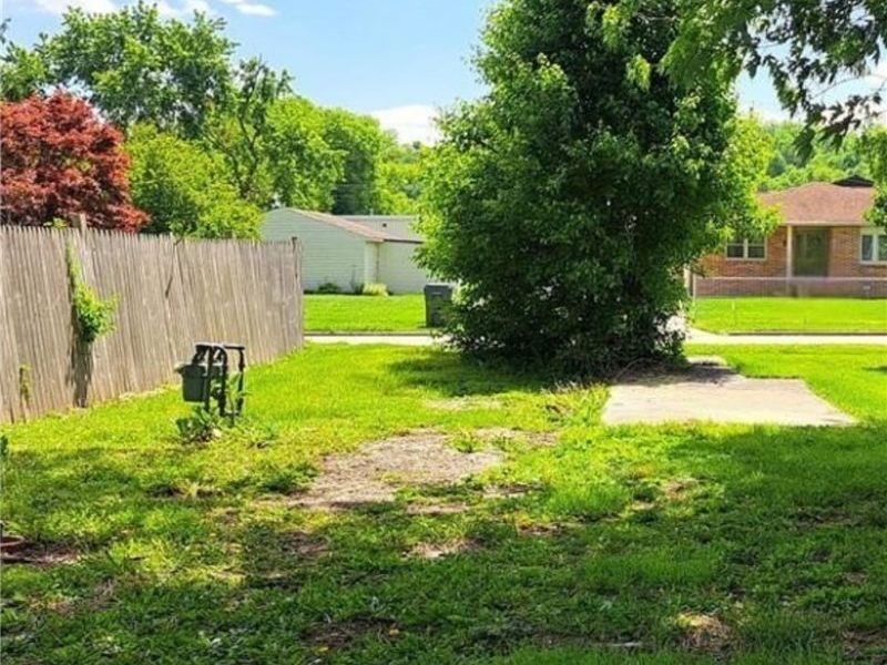 1413 Beckett Avenue, Cambridge, OH 43725 Photo 5