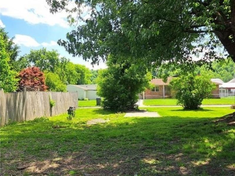 1413 Beckett Avenue, Cambridge, OH 43725 Photo 9