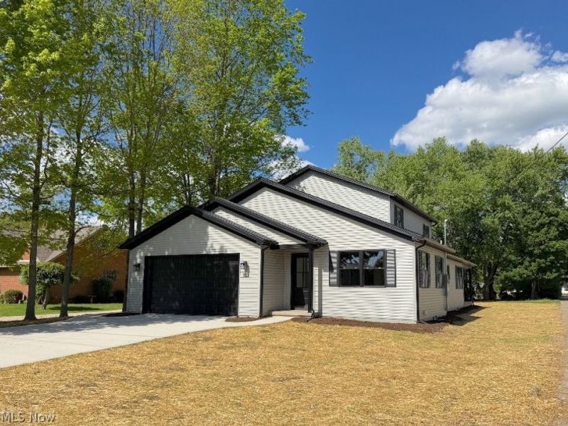 315 N Plum Street, Gnadenhutten, OH 44629 Photo 1
