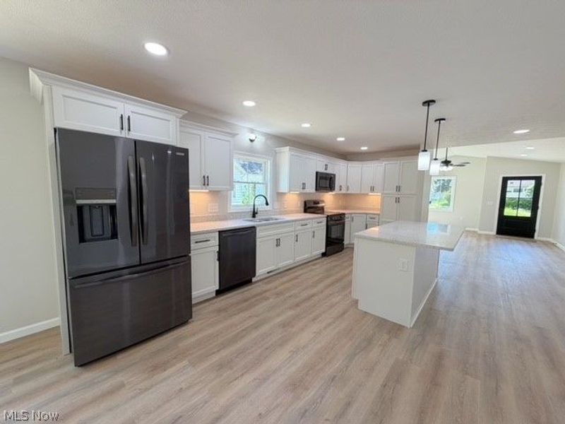 315 N Plum Street, Gnadenhutten, OH 44629 Photo 7