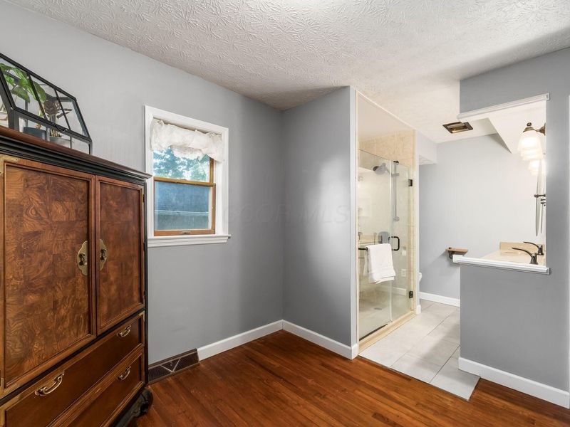 300 Oak Street, Baltimore, OH 43105 Photo 19