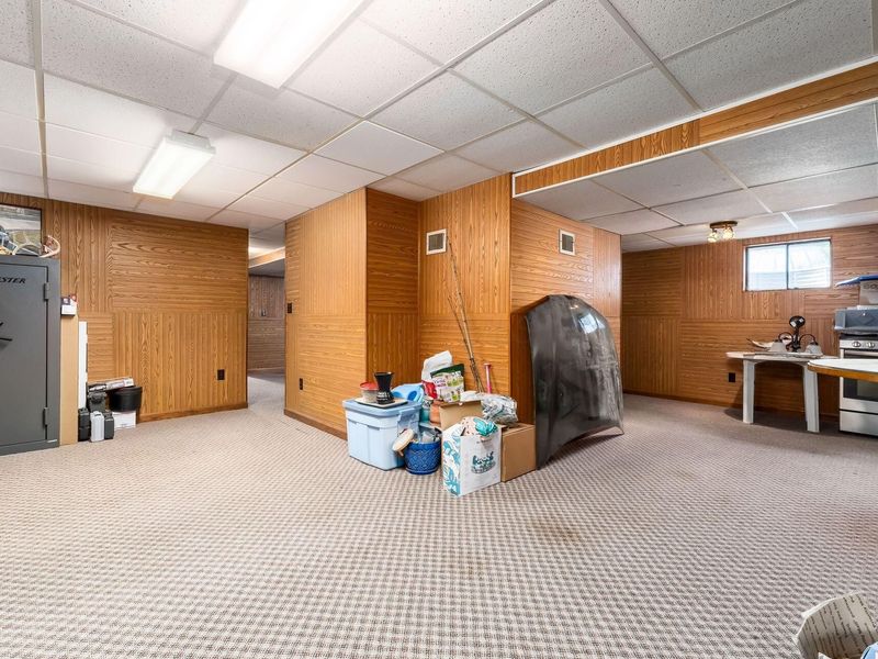 300 Oak Street, Baltimore, OH 43105 Photo 44