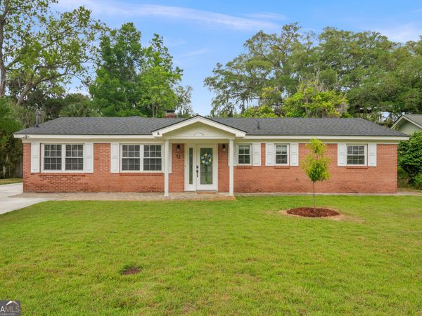 52 Romney Place, Savannah, GA 31406