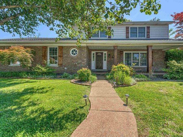 5071 W Sherwood Drive, Newburgh, IN 47630