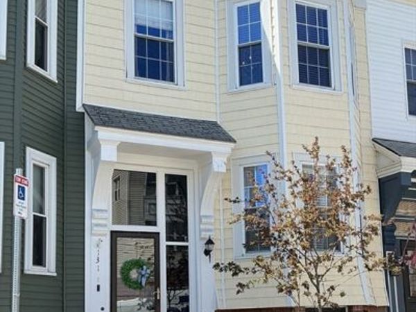 131 H St, Boston, MA 02127