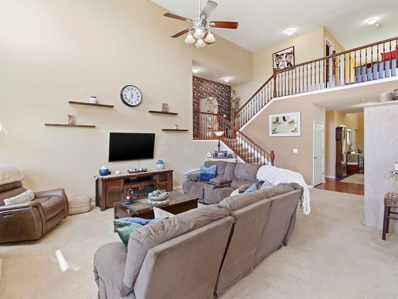 8877 Woodside Street , Canal Winchester, OH 43110 Photo 11