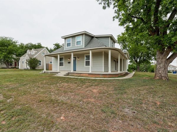 1502 W Cleveland Avenue, Guthrie, OK 73044