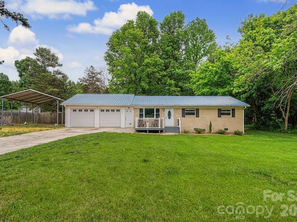 630 Ginger Cake Road , Lancaster, SC 29820