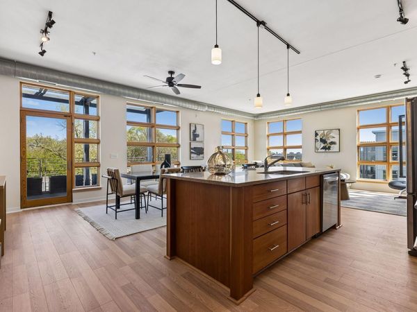 2845 Colfax Avenue S, Unit W402, Minneapolis, MN 55408