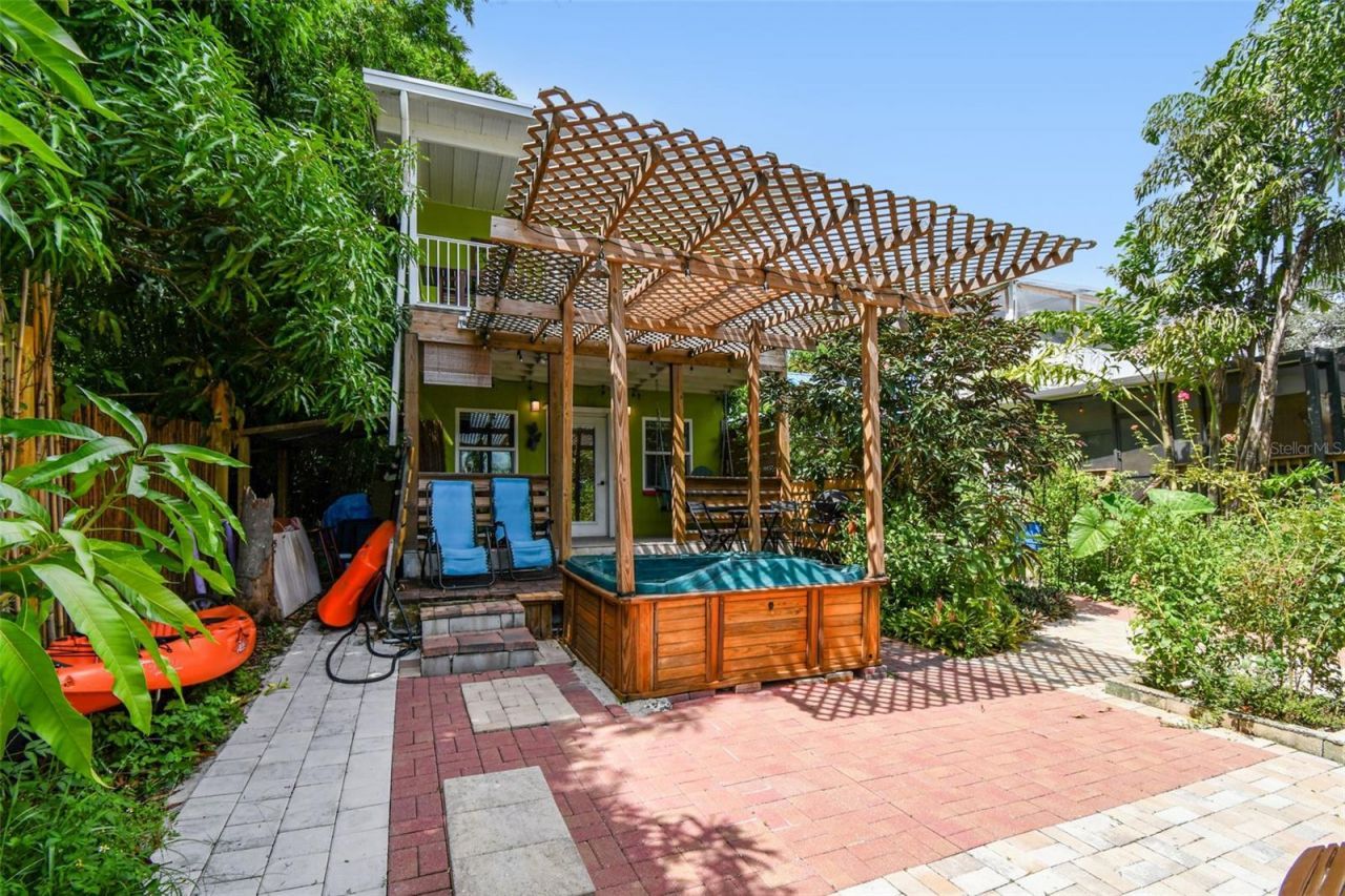 3203 E Yukon Street , Tampa, FL 33604 Photo