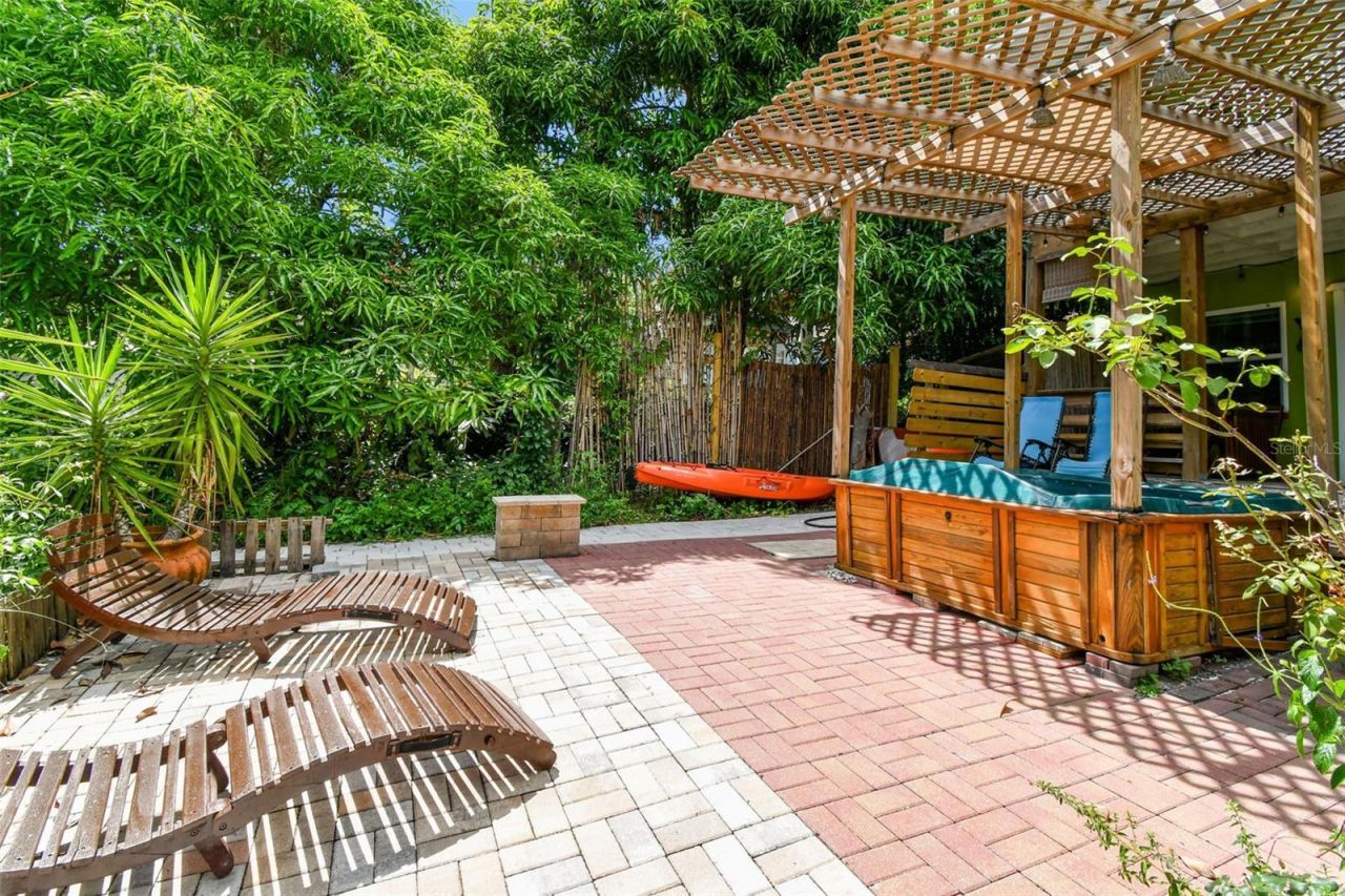 3203 E Yukon Street , Tampa, FL 33604 Photo